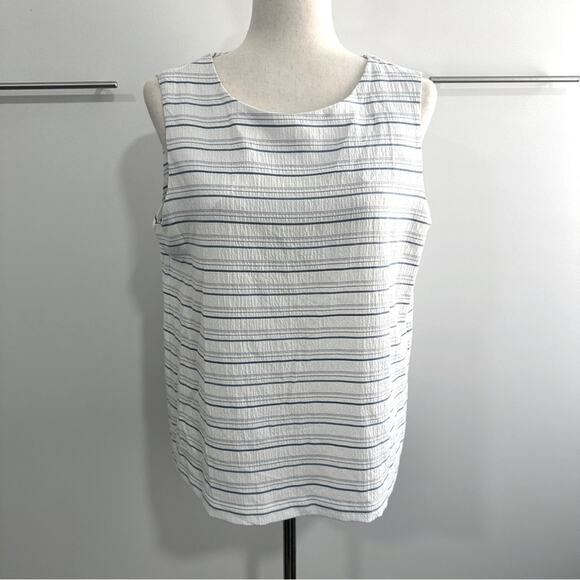 Calvin Klein Size M White Blue Striped Top NWT Back Buttons Business Casual Chic - Picture 3 of 12